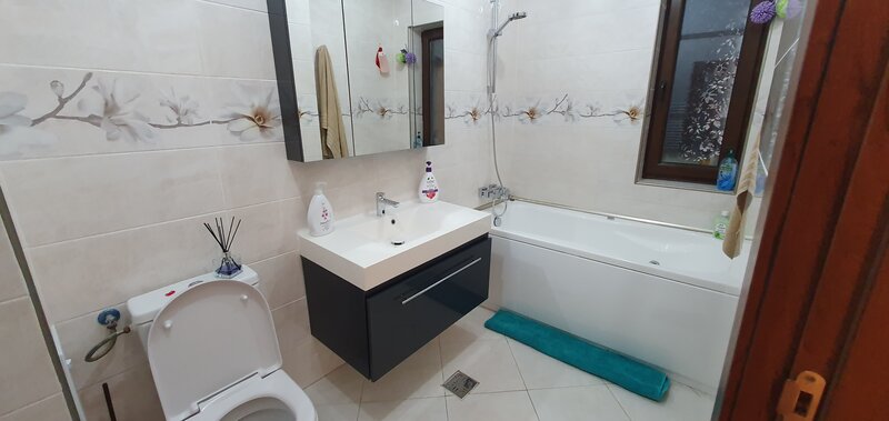 Rahova/ str.Pucheni, bloc 2017, parter inalt/10, loc parcare, 2 gr.sanitare